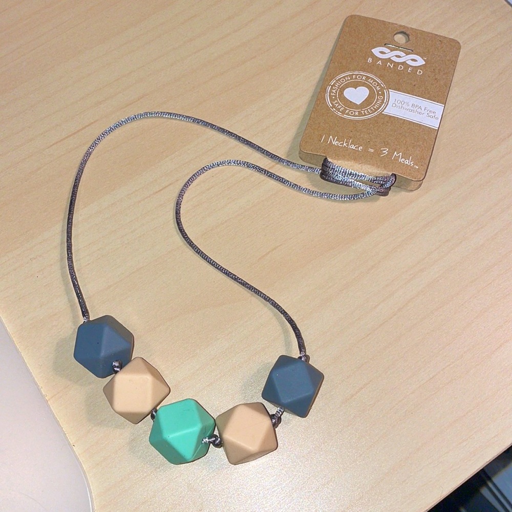 NWT ‘Banded’ Baby Teething Necklace for Mom